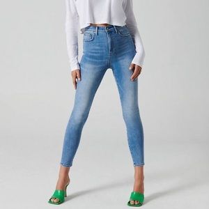 Denim Forum Lola Jeans